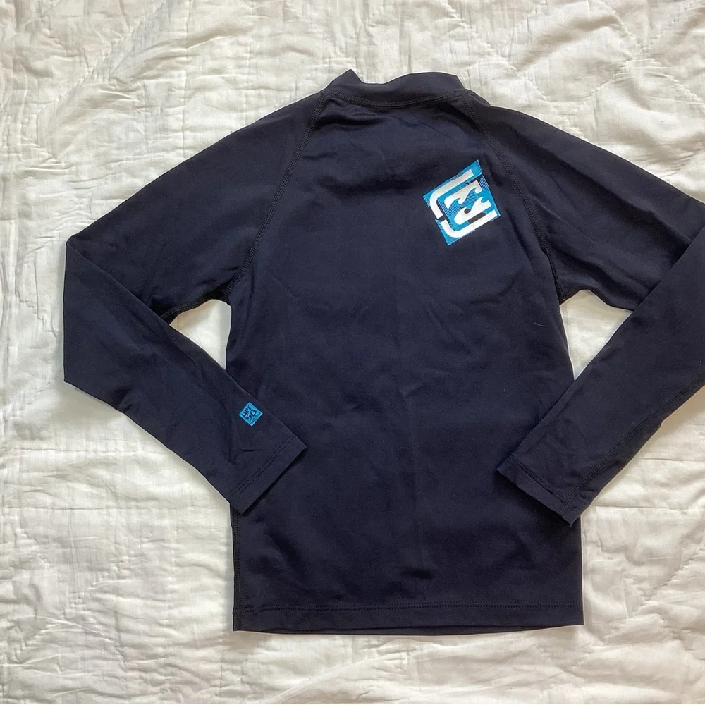 Kids Billabong UPF 50+ Long Sleeve Rashguard Swim Shirt Black 12